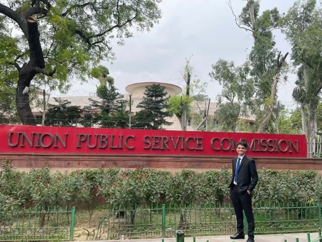 Outside the UPSC building